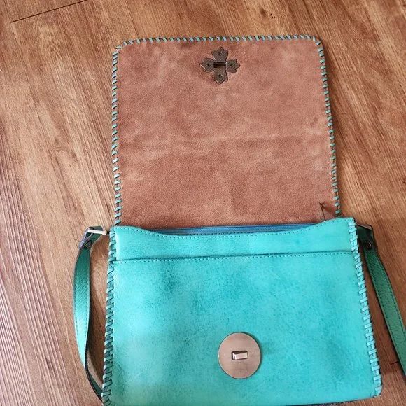 Patricia Nash - Picture 4 of 4